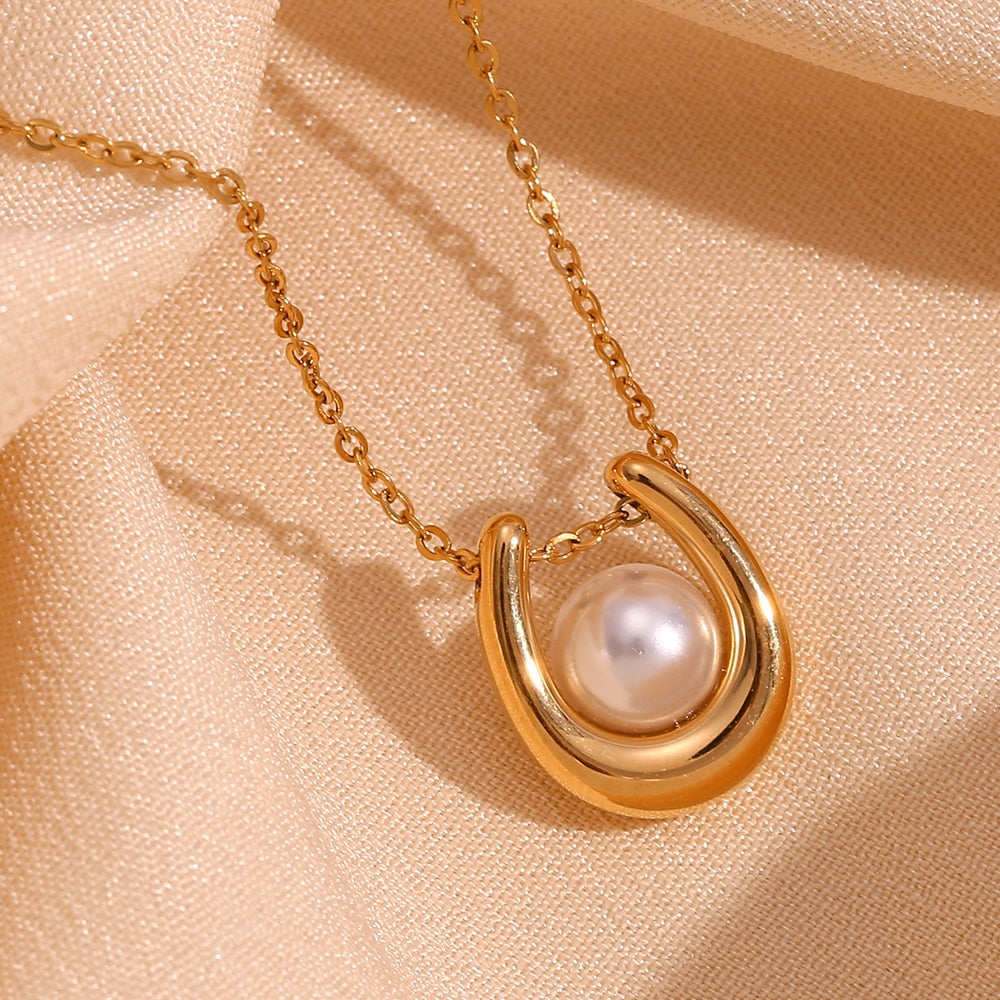 Round Pearl U Shape Necklace