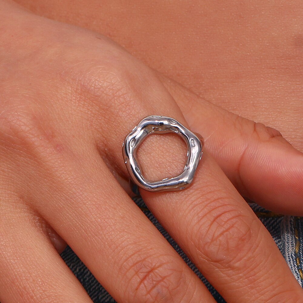 Irregular Hollow Rings